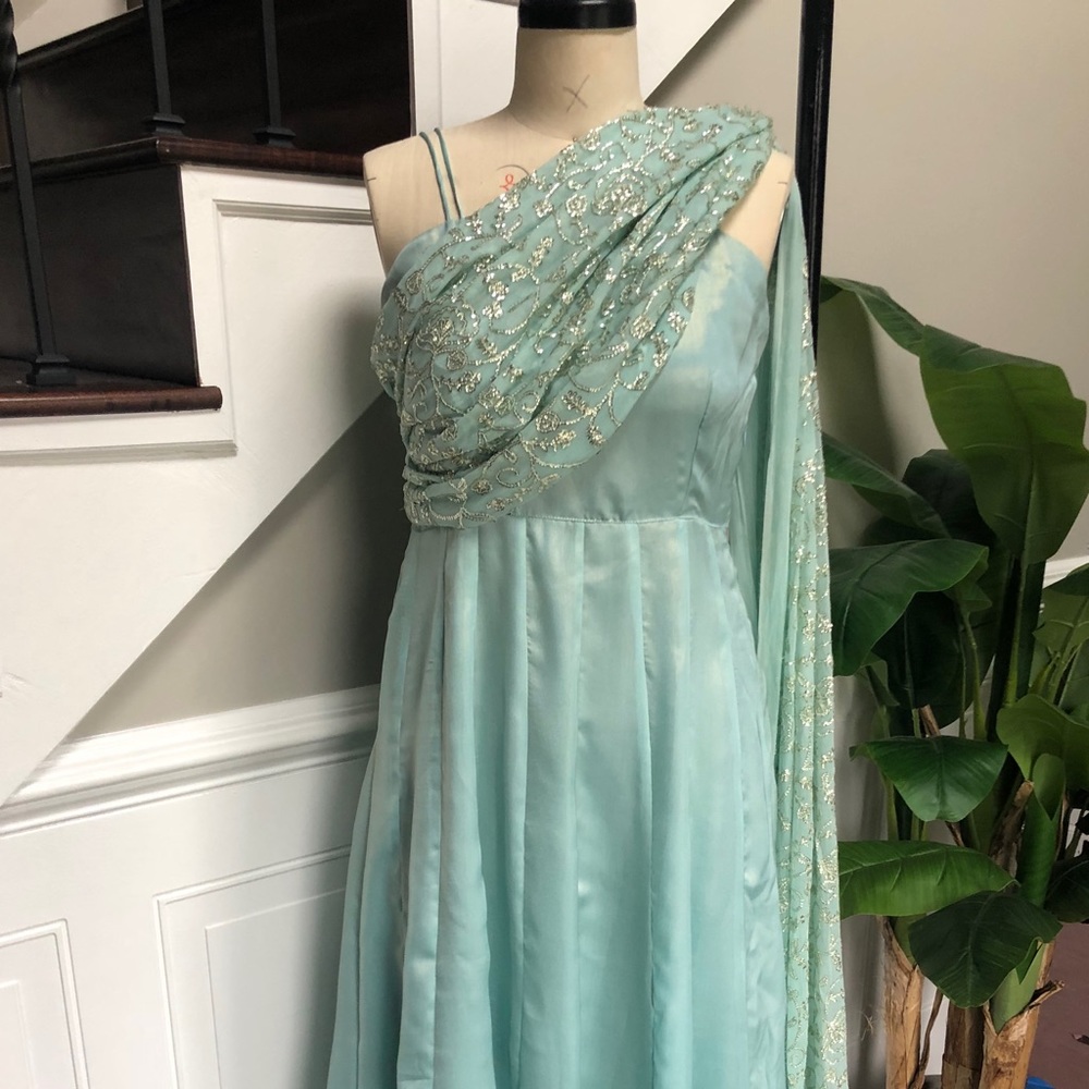 Sea blue gown with sequin wrap. Size 4/6